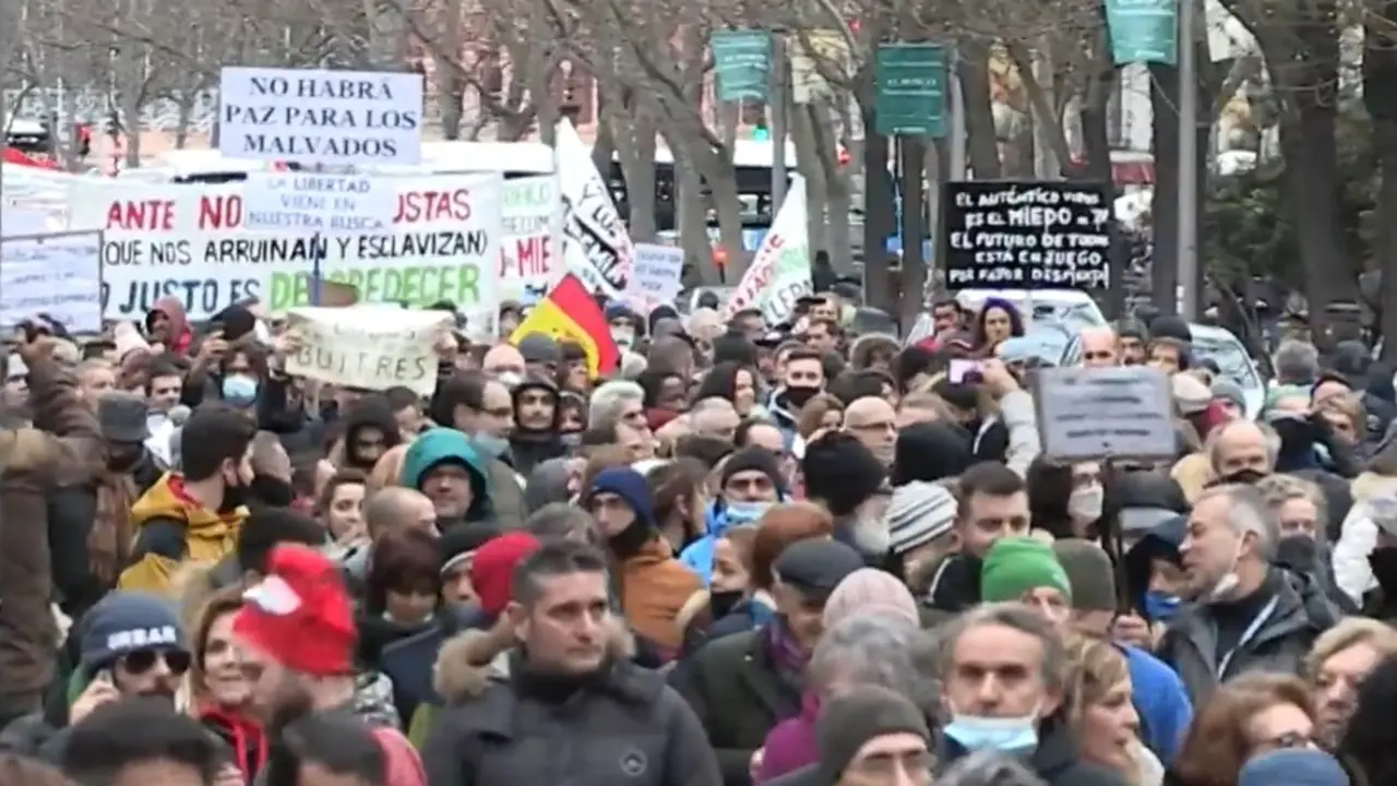 Mani negacionista antivacina