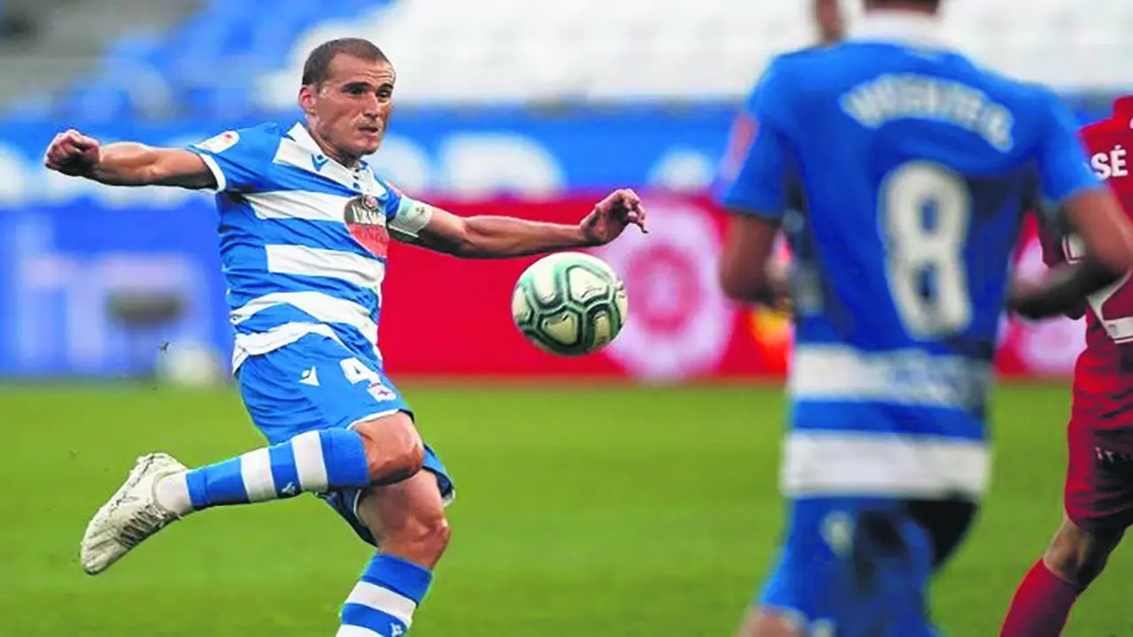 A Liga acusou o capit&aacute;n do D&eacute;por de ama&ntilde;o por falar dun "parip&eacute;". (Foto: La Liga).