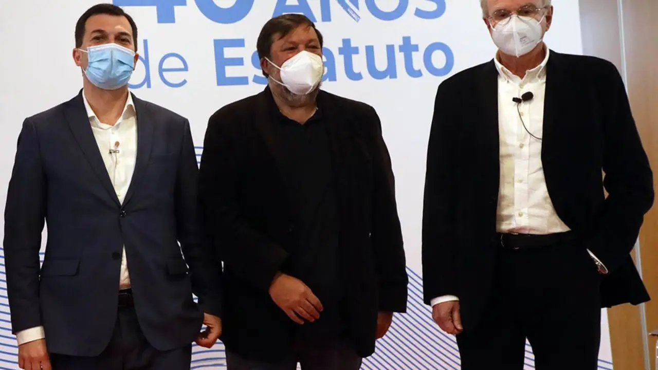 Gonzalo Caballero, cierra el acto 'Autonom&iacute;a e federalismo',