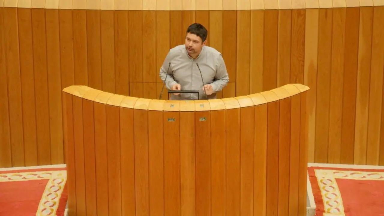 O deputado Manuel Lourenzo nunha imaxe de arquivo. (Foto: BNG) #manuelourenzo #bng #pp #parlamento #galiza