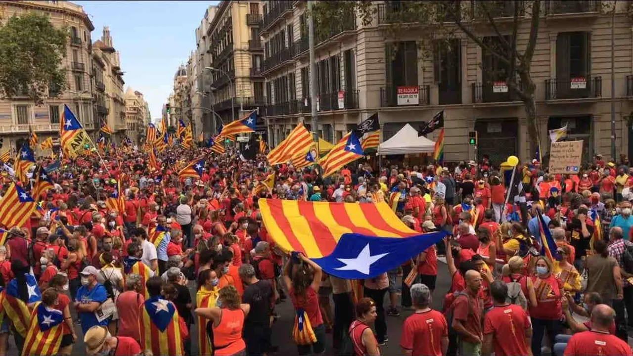 R&uacute;as ateigadas polo independentismo na Diada de Catalunya (Foto: ANC).