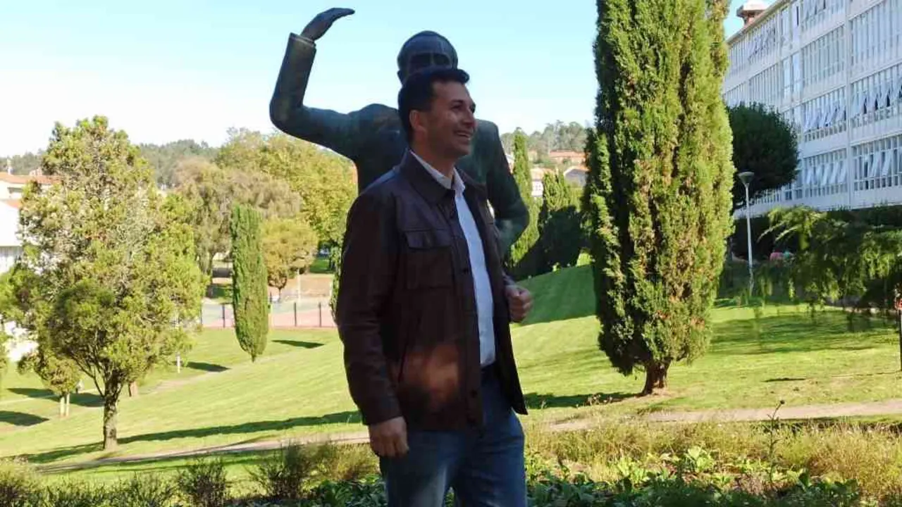 O socialista Gonzalo Caballero, en Santiago (Foto: N&oacute;s Diario)