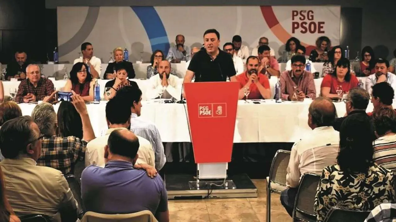 Valent&iacute;n Gonz&aacute;lez Formoso durante o pasado congreso do PSdeG na Coru&ntilde;a (Foto: Europa Press).