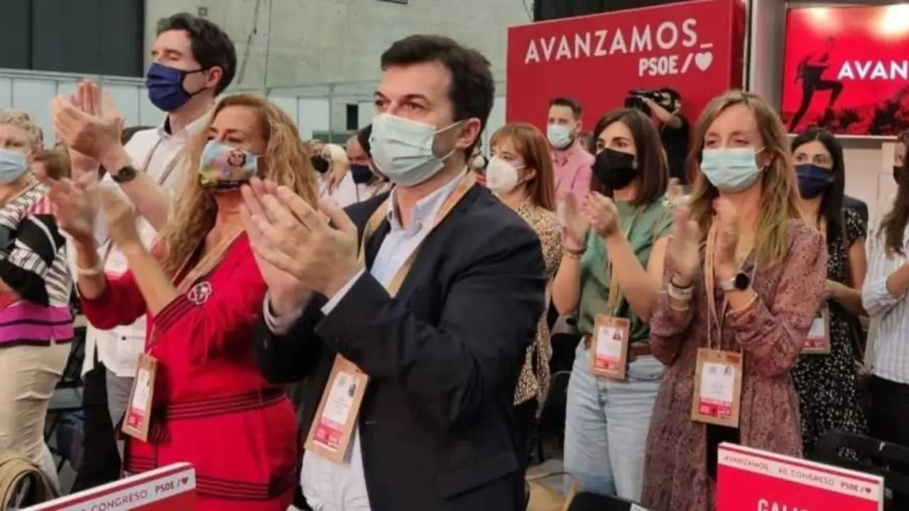 Gonzalo Caballero, no congreso do PSOE en Valencia (Foto: N&oacute;s Diario)