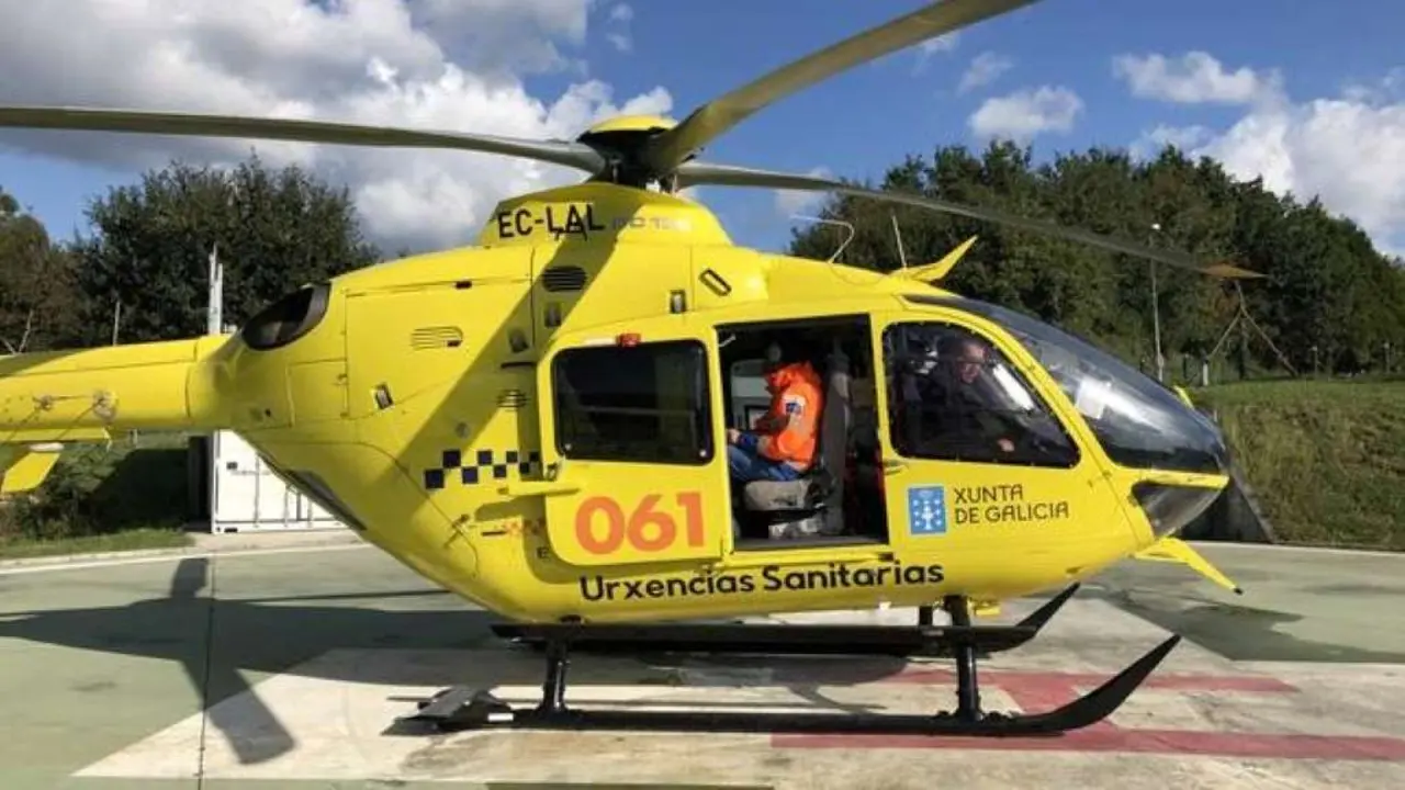 Helic&oacute;ptero do 061. (Foto: Sergas)
