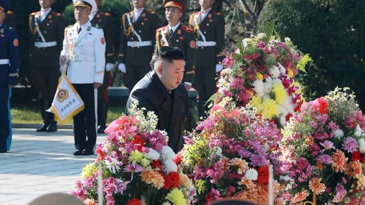 EuropaPress_3648046_kim_jong_participa_homenaje_pyongyang
