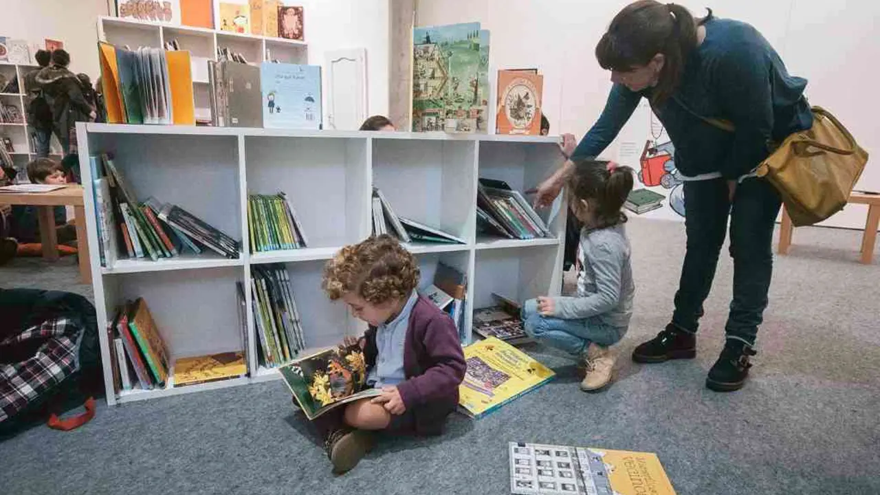 Dirixirse &aacute; infancia para tratar de crear persoas lectoras &eacute; unha estratexia 
de futuro.