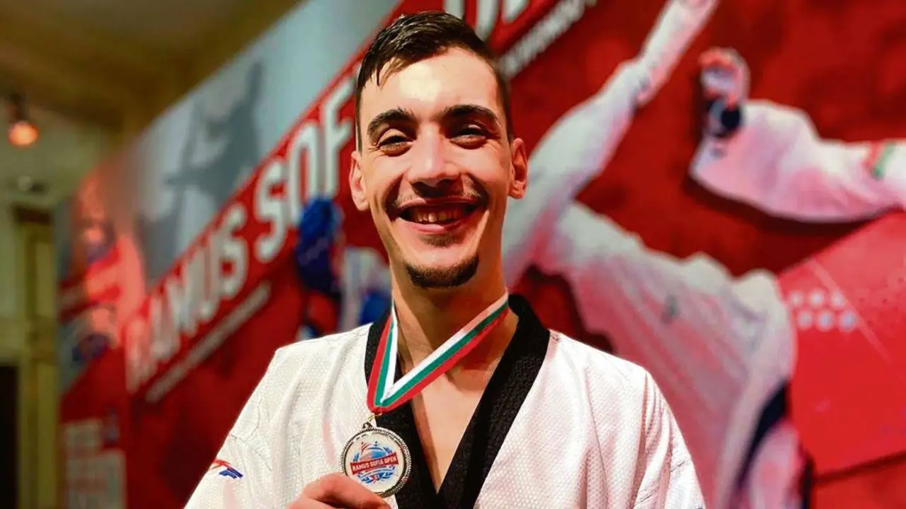 Iv&aacute;n Garc&iacute;a obtivo o bronce no Europeo do ano 2021. (RFET).