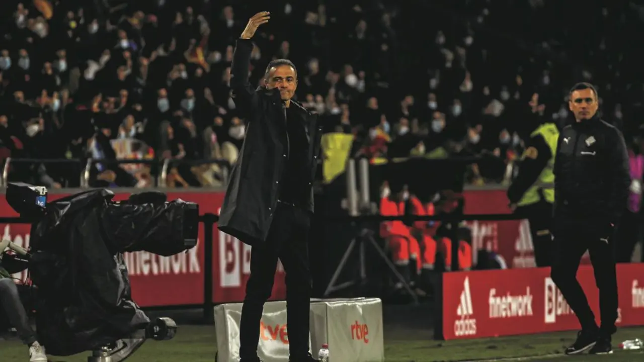 A escuadra dirixida por Lu&iacute;s Enrique derrotou o combinado island&eacute;s en Riazor por un resultado de 5 a 0. (Foto: EP).