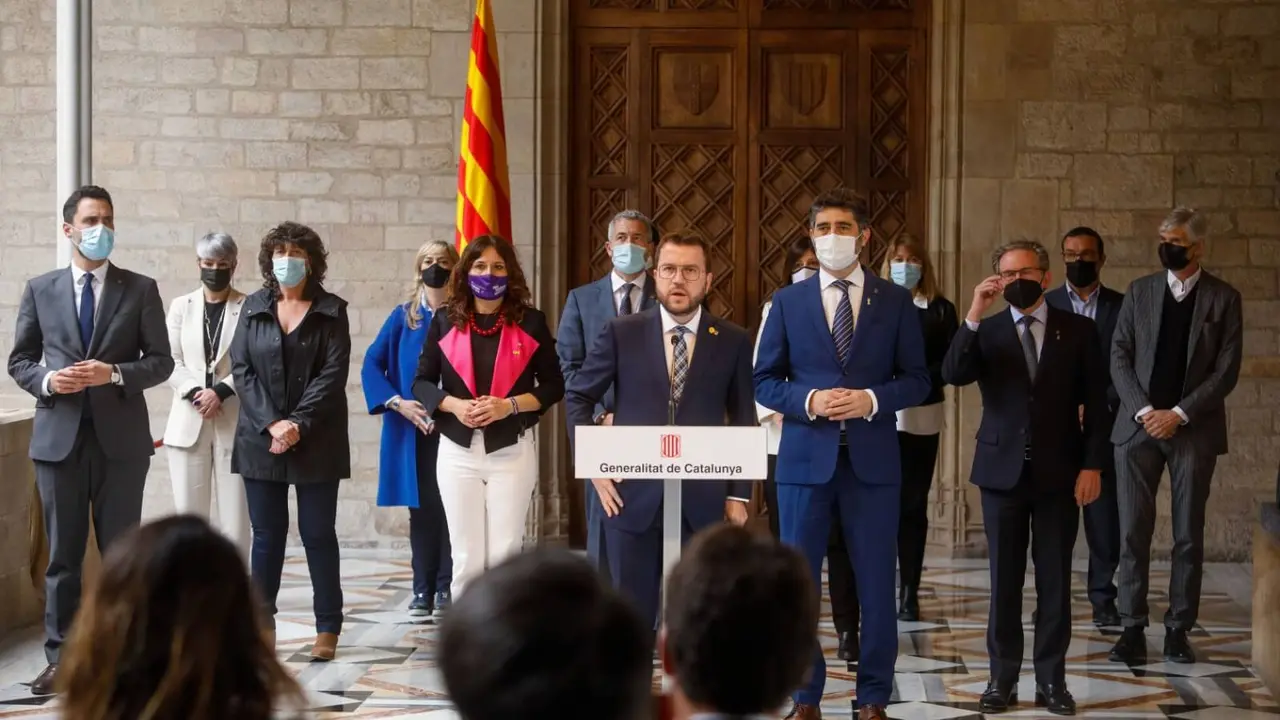 O presidente da Generalitat, Per&egrave; Aragon&egrave;s, da a s&uacute;a valoraci&oacute;n sobre o 'Catalunyagate'.  (Foto: Kike Rinc&oacute;n/Europa Press)