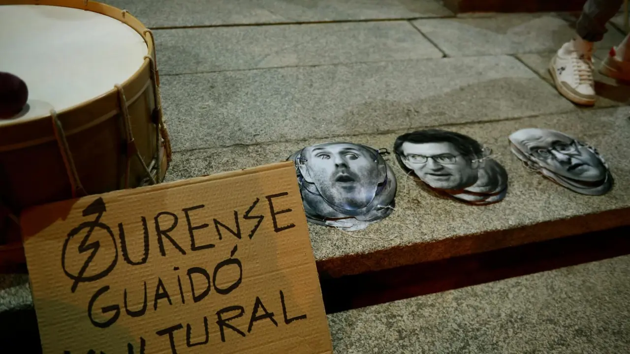 Carautas empregadas na manifestaci&oacute;n convocada por 'SOS Ourense' o pasado novembro de 2021. (Foto: Rosa Veiga/Europa Press)