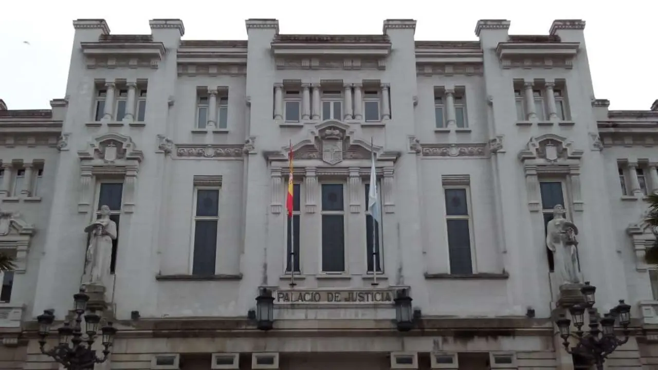 Sede do Tribunal Superior de Xustiza da Galiza. (Foto: N&oacute;s Diario)