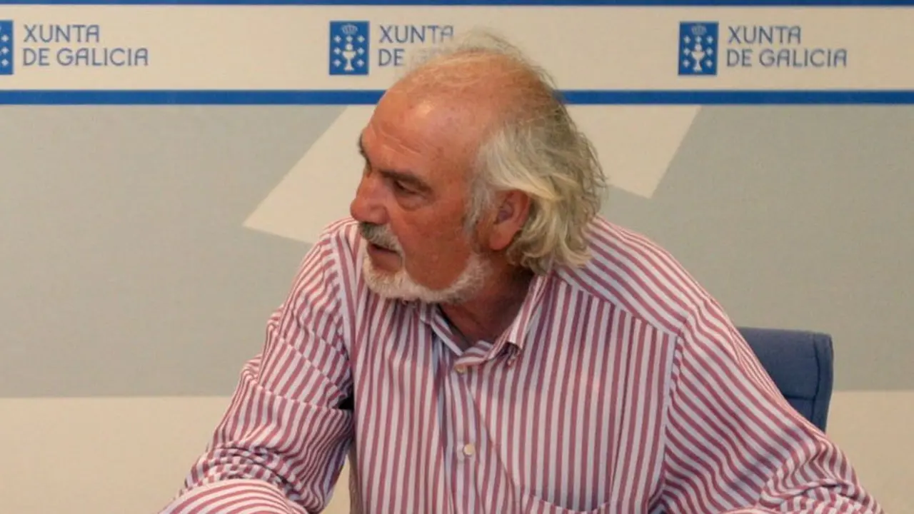 Jos&eacute; Antonio Land&iacute;n, ex alcalde de Barro, &eacute; un dos tres concelleiros que solicitaron a baixa do grupo popular.