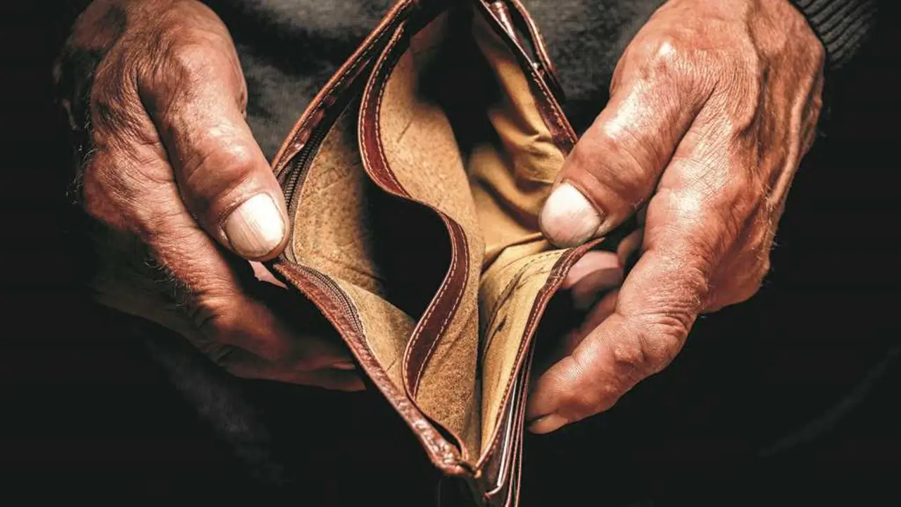 2,8% das persoas beneficiarias da Risga est&aacute;n ocupadas mais precisan da axuda polas precarias condici&oacute;ns do emprego. (Foto: N&oacute;s Diario)

#pobreza #redegalegacontraapobreza #eapn #imv #ingreso_m&iacute;nimo #ingresom&iacute;nimo #risga