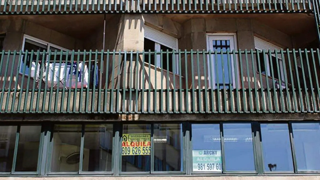 As cidades galegas suman un n&uacute;mero importante de vivendas baleiras. (Foto: N&oacute;s Diario)