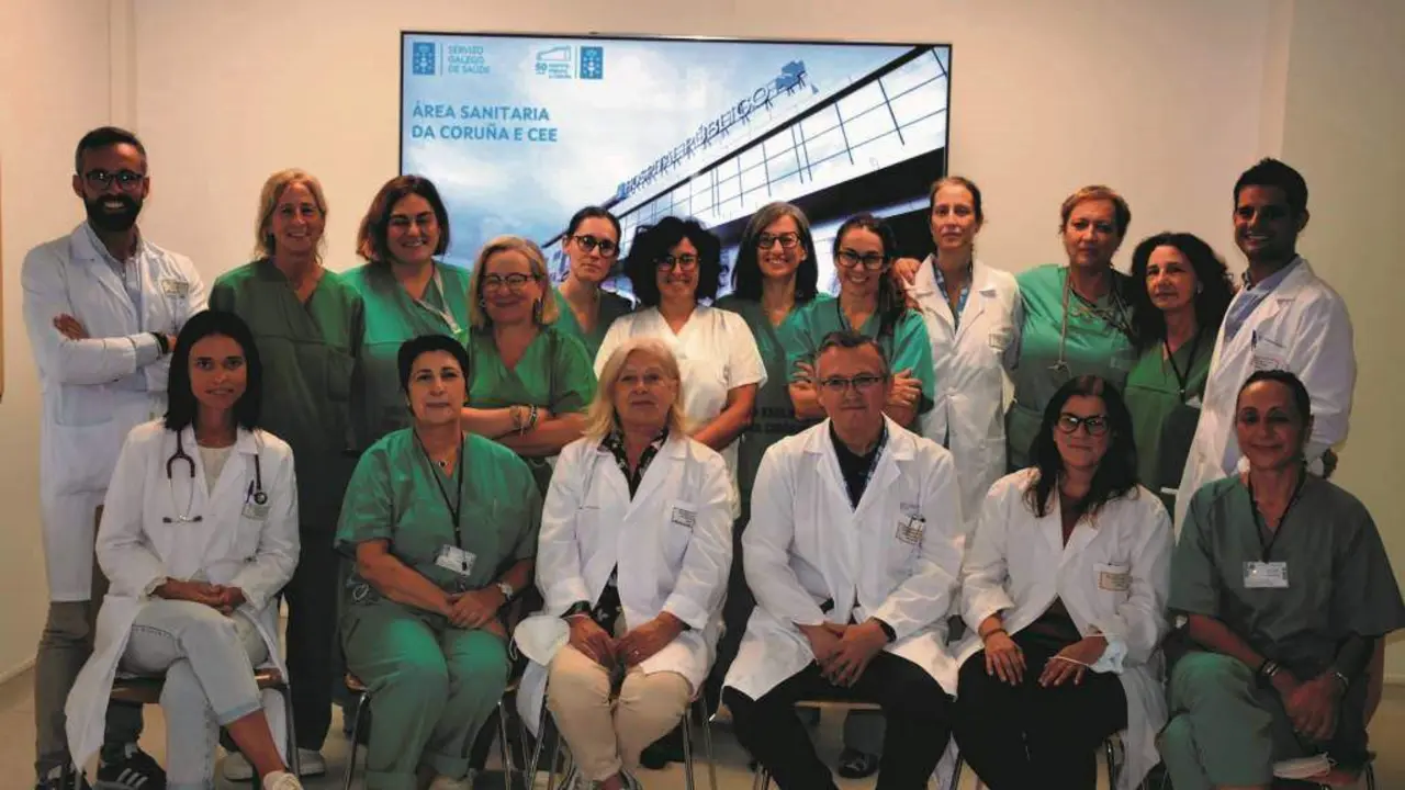Equipo m&eacute;dico encargado do transplante card&iacute;aco pioneiro na infancia. (Foto: Chuac)