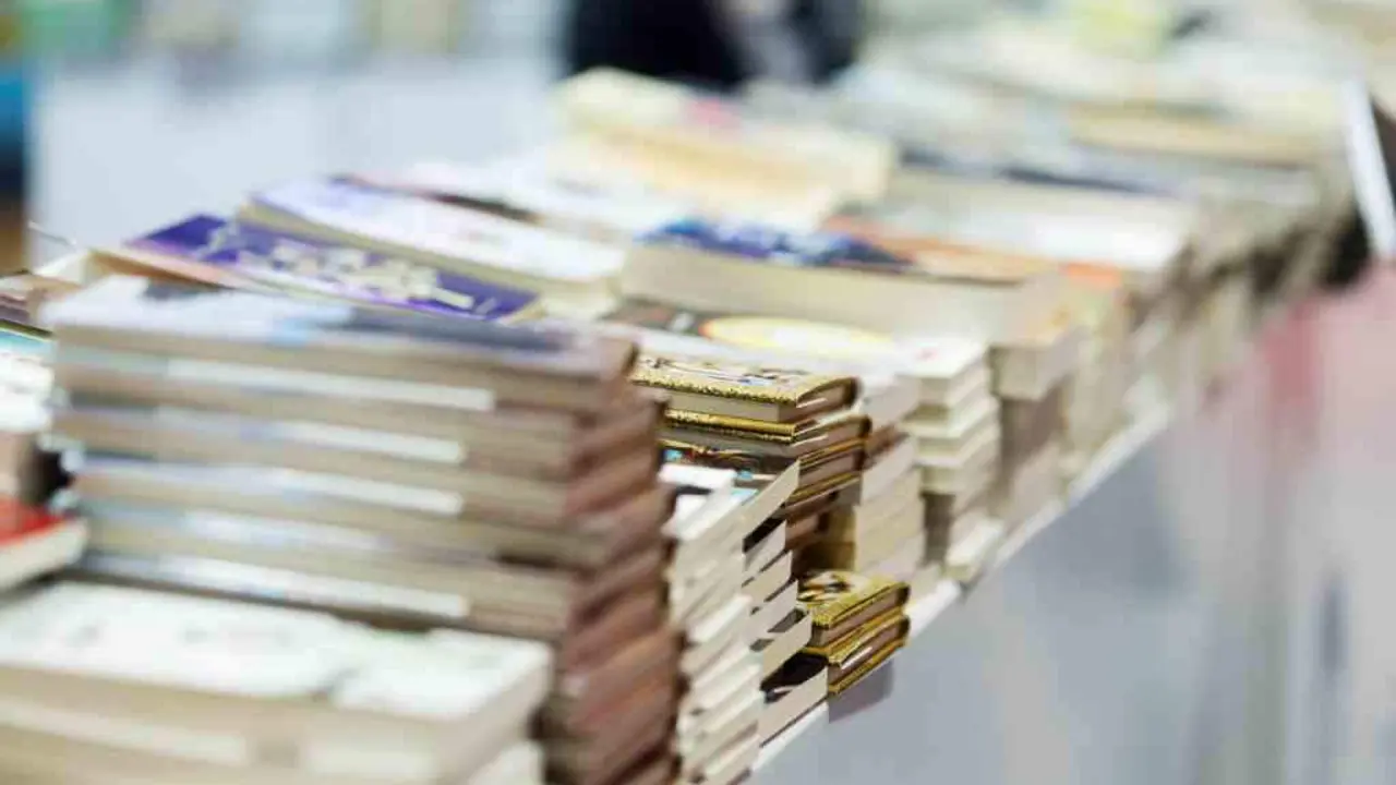 Os libros incrementaron os prezos pola suba no papel.