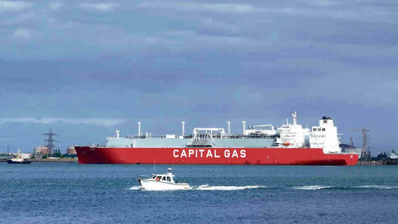 Barco metaneiro entrega gas natural licuado de Australia no Reino Unido en agosto, na primeira compra a este pa&iacute;s desde 2016. (Foto: Gareth Fuller / PA Wire / dpa)