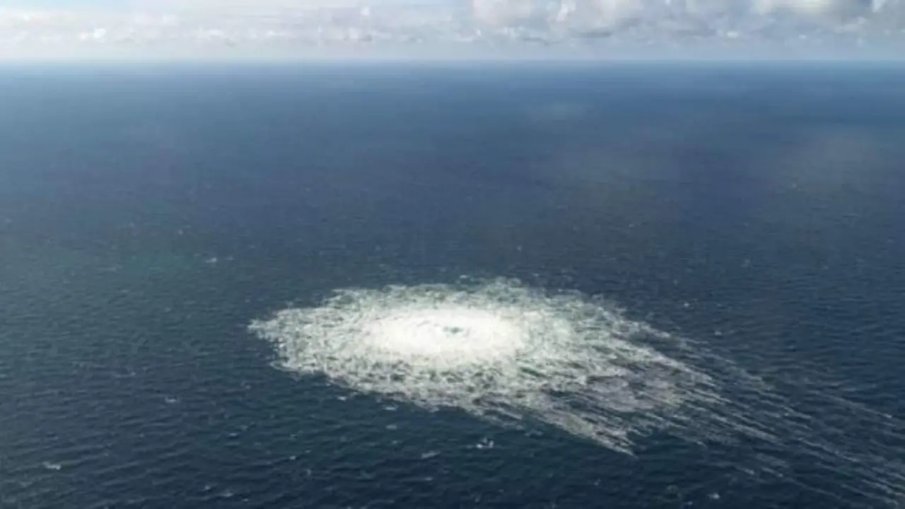 Fuga de gas no mar B&aacute;ltico por mor das explosi&oacute;ns rexistradas no 'Nord Stream' (Foto: Forzas Armadas de Dinamarca).
