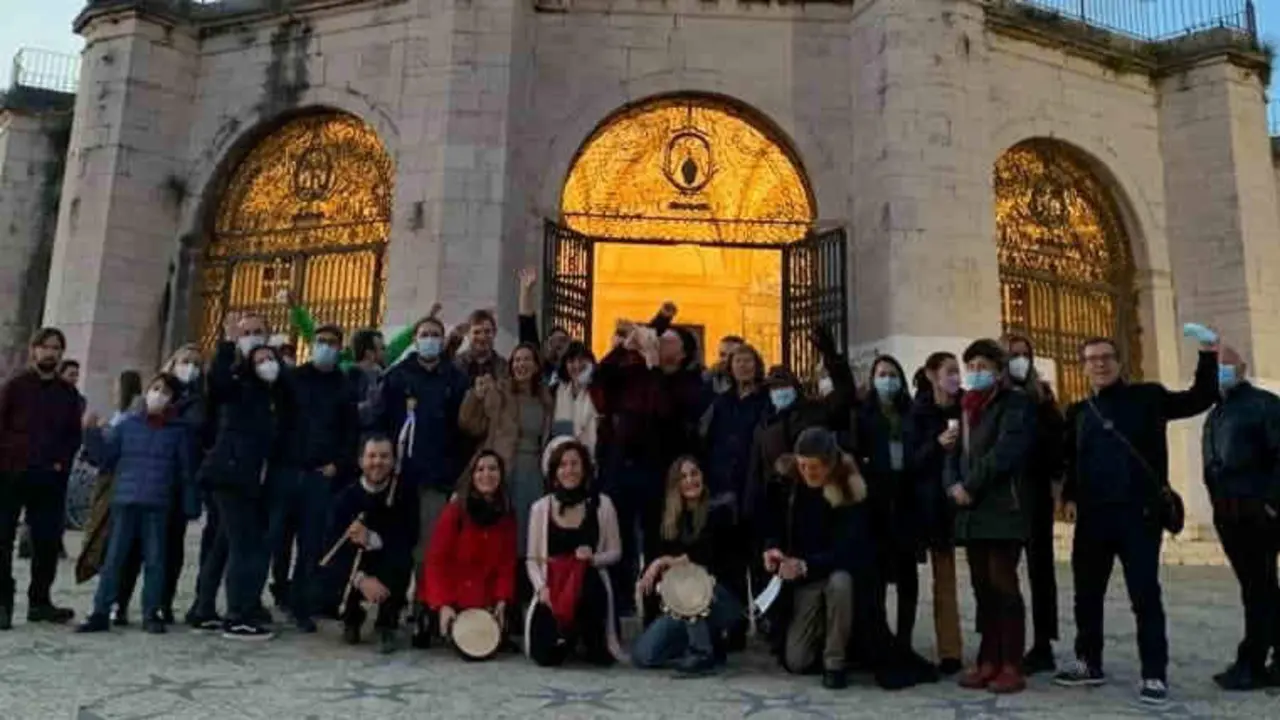 Asistentes ao Santo Amaro en Lisboa o ano pasado (Foto: N&oacute;s Diario).