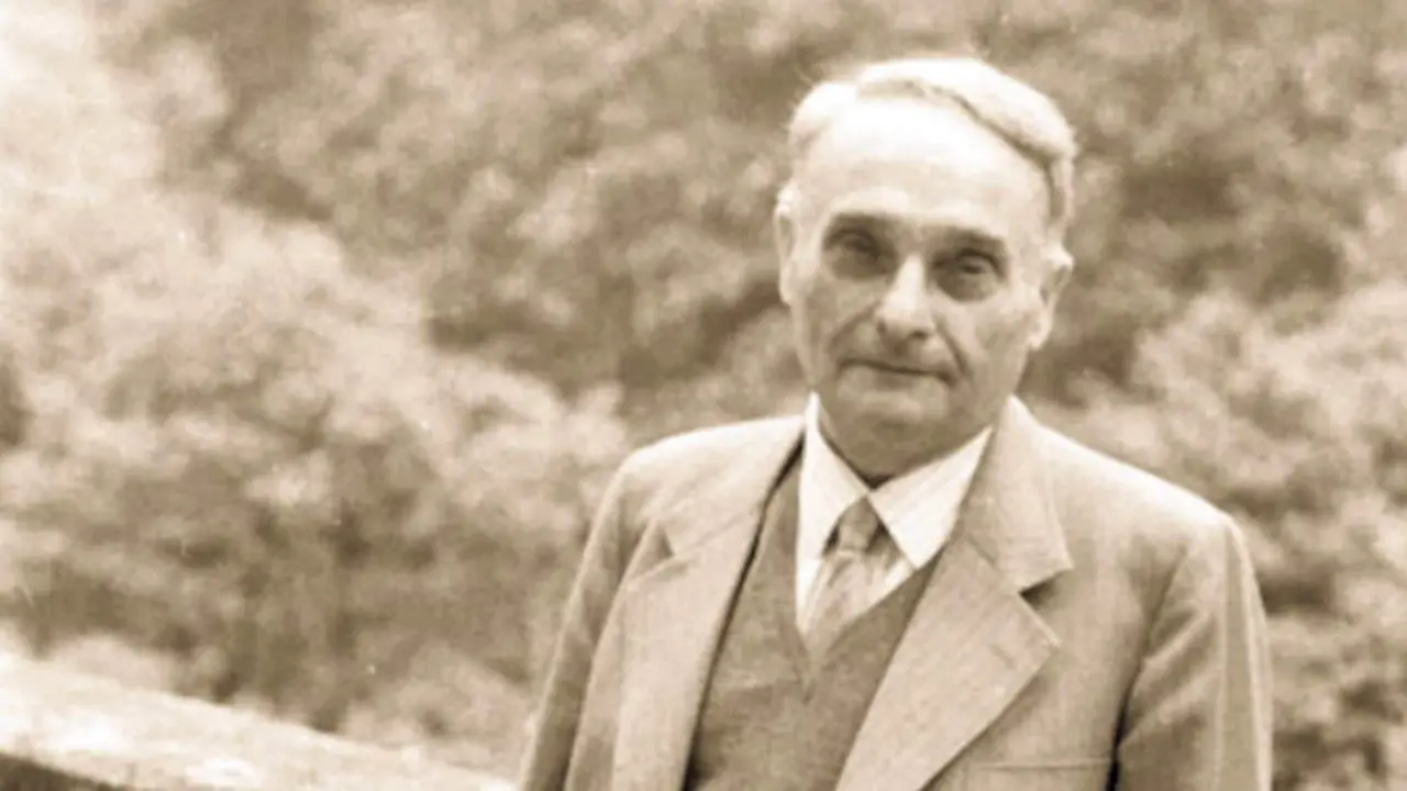 Abel Bouhier no Pazo de Louriz&aacute;n, en Pontevedra, no mes de outubro do ano 1982 (Foto: Manuel Alonso Gondar ).