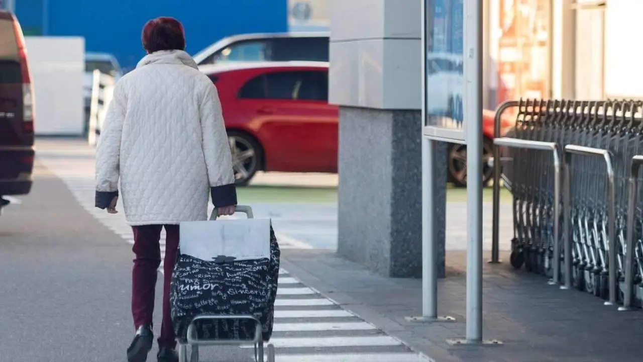 O IPC xeral medrou unha d&eacute;cima este xaneiro, at&eacute; situarse en 5,8%. (Foto: Alberto Ortega / Europa Press)