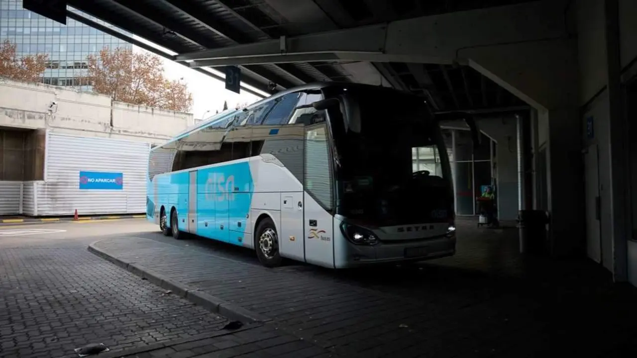 Autobuses (Foto: Jes&uacute;s Hell&iacute;n / Europa Press).