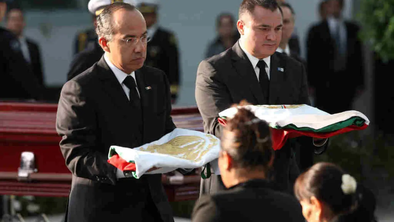 Felipe Calder&oacute;n e Genaro Garc&iacute;a Luna. (Foto: Heriberto Rodr&iacute;guez / Zuma Press / Contactophoto)