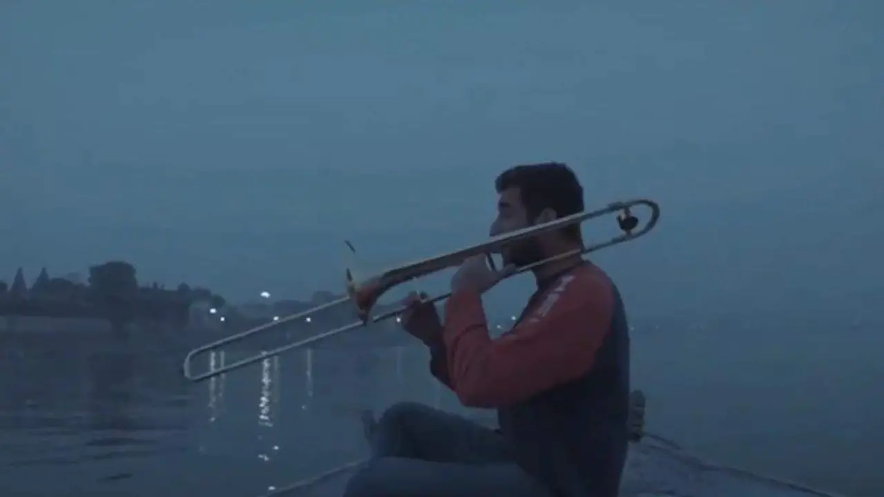Fragmento do filme 'F&iacute;os sen tecer de Kashi'.