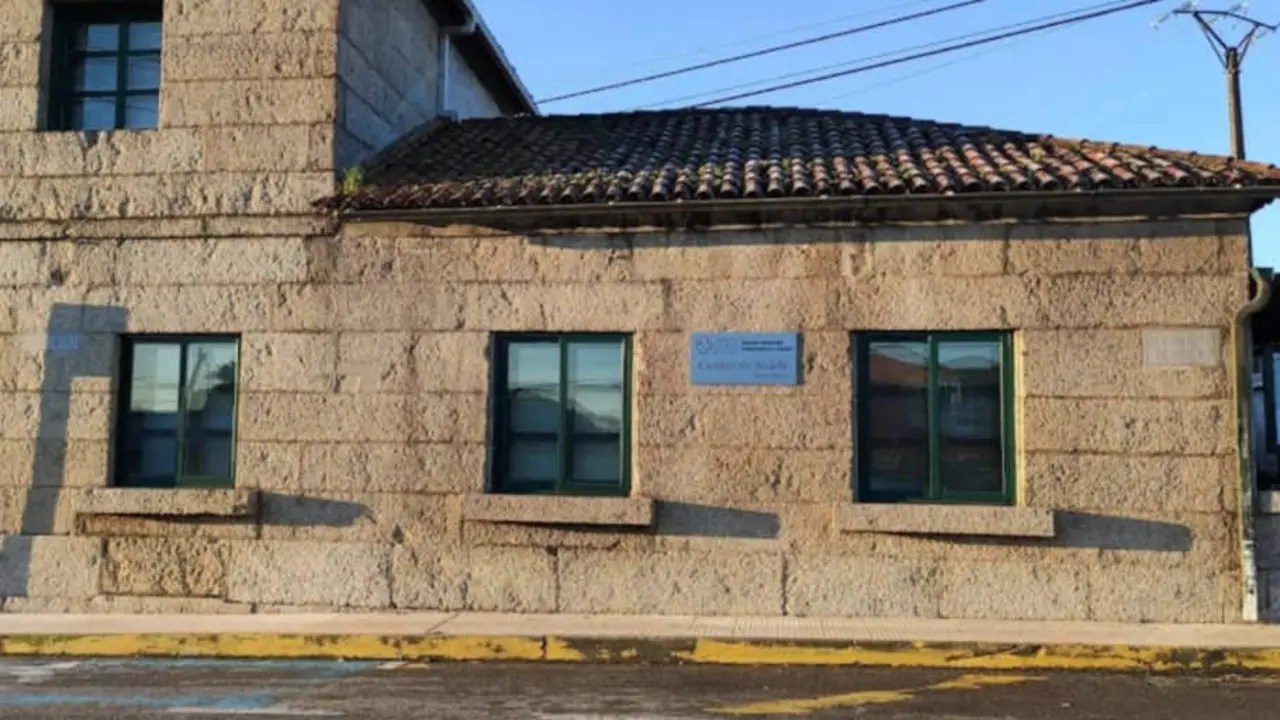 O centro de sa&uacute;de de Meis (Foto: Google Maps).