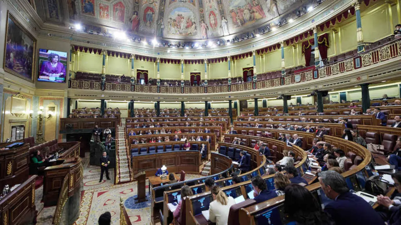Un pleno do Congreso nunha imaxe de arquivo (Foto: Jes&uacute;s Hell&iacute;n / Europa Press).