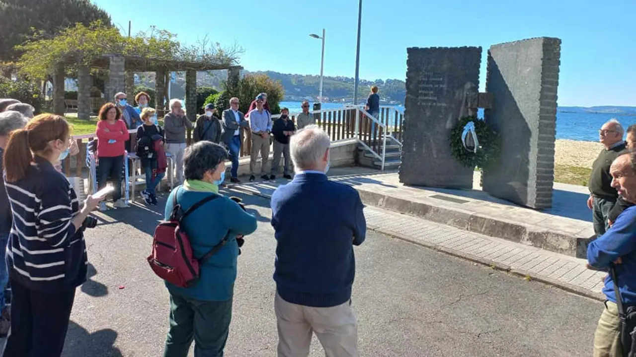 Homenaxe a Johan Carballeira no pasado ano. (Foto: Concello de Bueu)