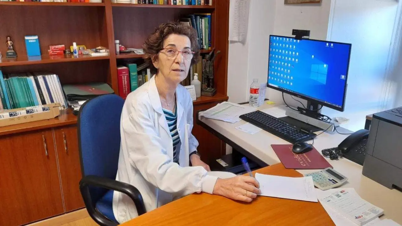 Ana Bermejo traballa no Instituto de Ciencias Forenses da USC. (Foto: N&oacute;s Diario).
