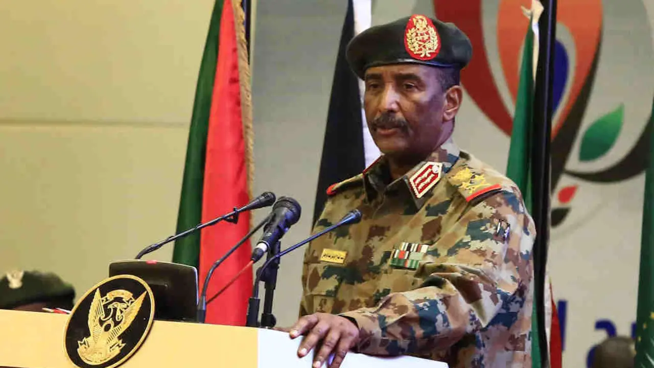 Abdel Fattah al Burhan, l&iacute;der do Ex&eacute;rcito do Sud&aacute;n. (Foto: Mohamed Khidir / Zuma Press / Contactophoto)