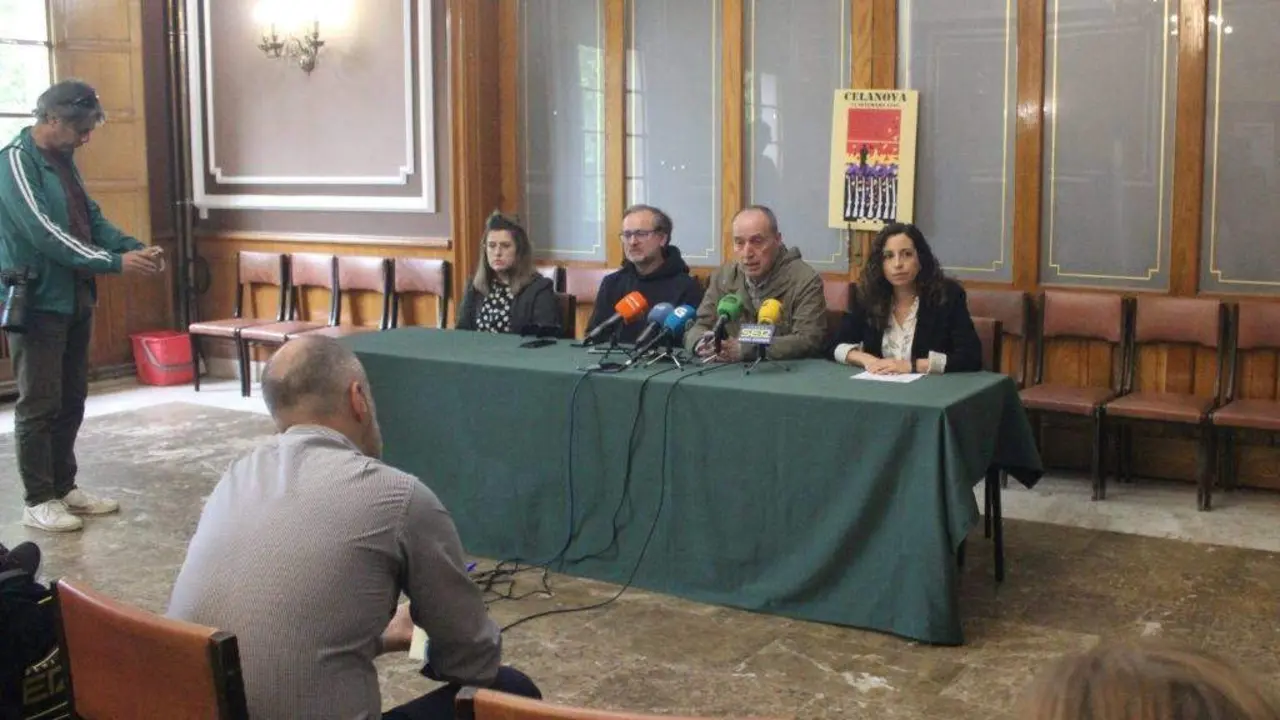 Concepci&oacute;n L&oacute;pez, Mario C&eacute;sar Vila, Fernando Serrulla e Ana Mosquera. (Foto: N&oacute;s Diario)