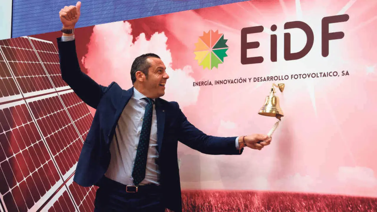 Fernando Romero, director xeral de EiDF, durante o toque de camp&aacute; na Bolsa de Madrid (Foto: BME Growth).
