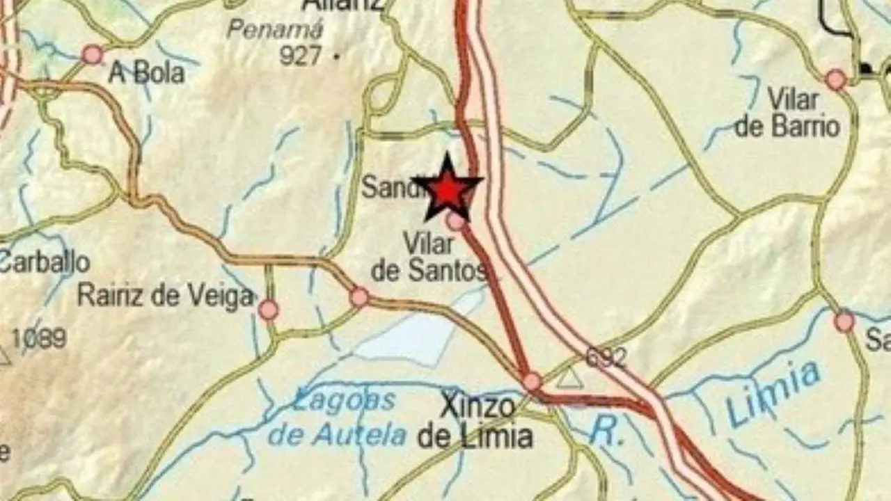Epicentro do tremor rexistrado en Sandi&aacute;s. (Mapa: IXN)