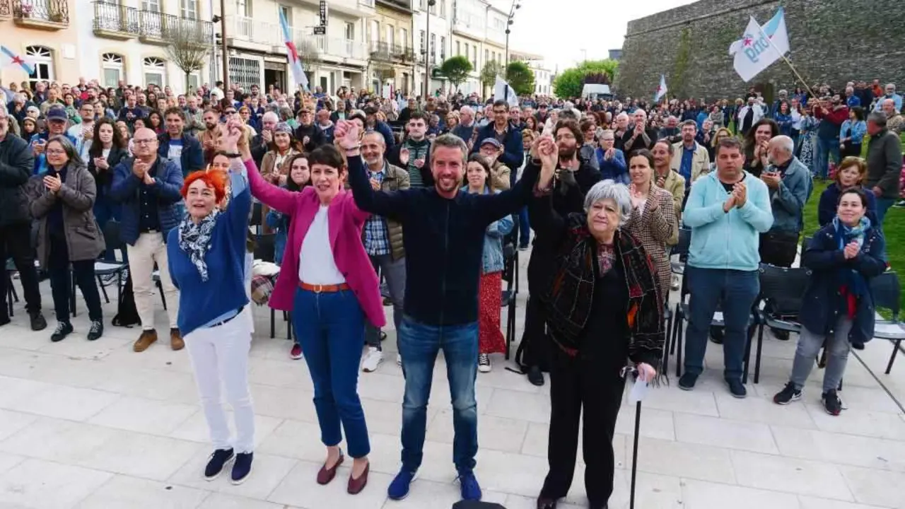 Maite Ferreiro, Ana Pont&oacute;n, Rub&eacute;n Arroxo e Marica Campo, en Lugo. (Foto: N&oacute;s Diario)