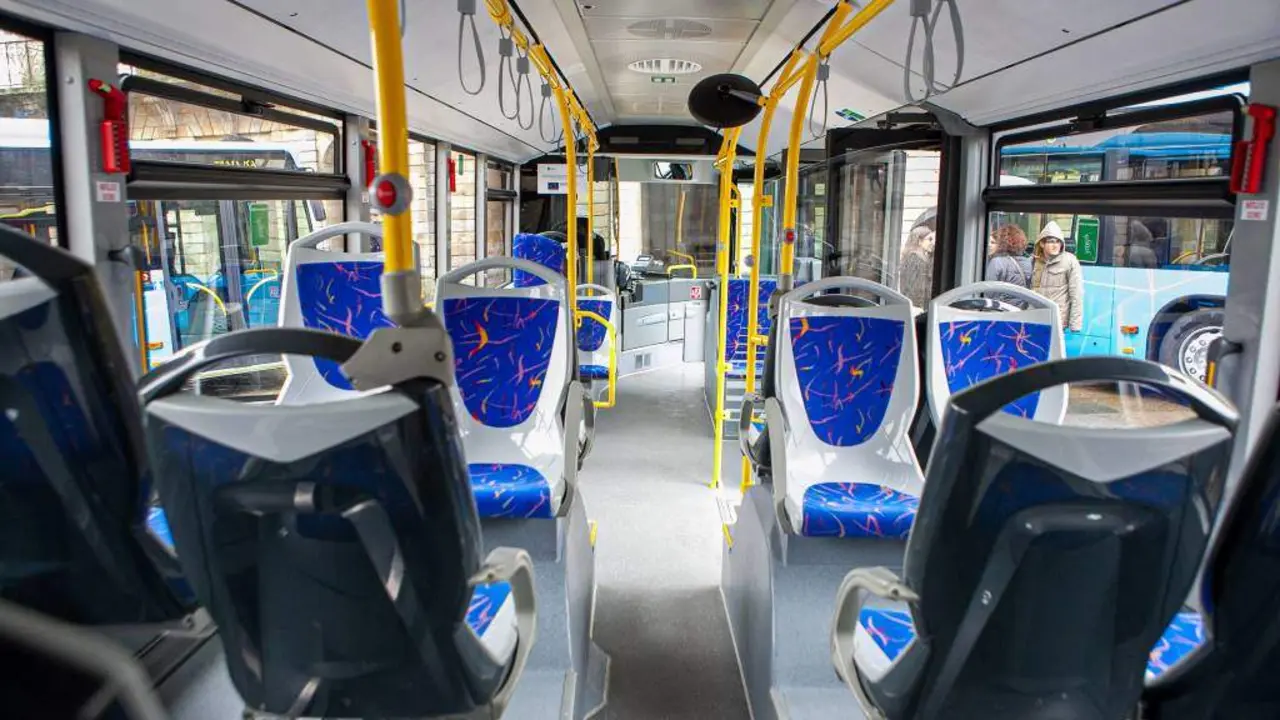 bus urbano santiago (Foto: Arxina)