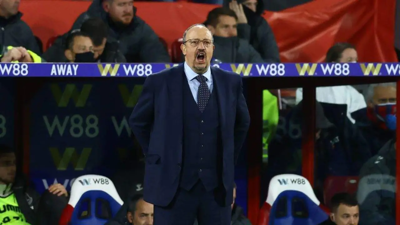 Logo de derrotar o Wolfsburgo o pasado s&aacute;bado, Rafa Ben&iacute;tez quere volver ga&ntilde;ar en Compostela. (Foto: David Klein / CSM via ZUMA Wire)