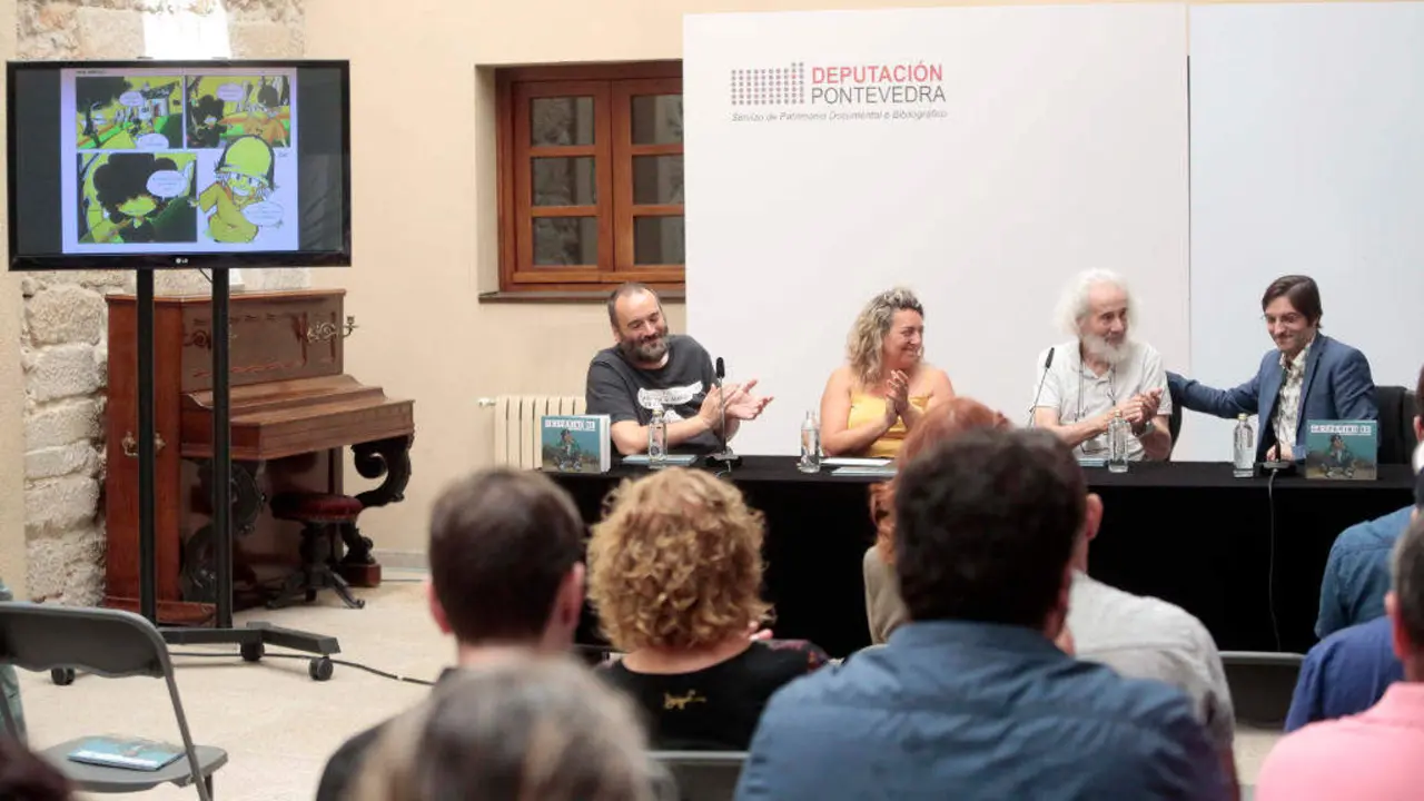 Alexandre Mar&iacute;n, Mar&iacute;a Ortega, Xaqu&iacute;n Mar&iacute;n e Kiko da Silva, esta sexta feira. (Foto: Rafa Est&eacute;vez)