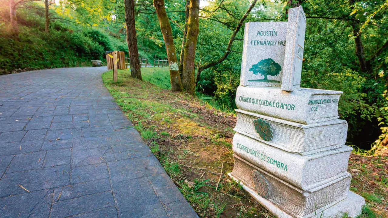 Paseo fluvial e literario ao car&oacute;n do r&iacute;o Madalena, en Vilalba, Terra Ch&aacute;. (Foto: Concello de Vilalba)