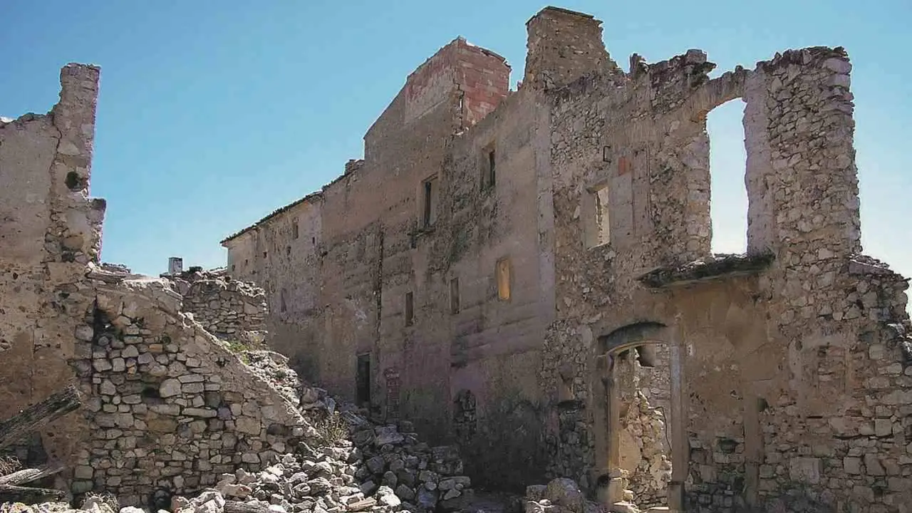 A Manuel destin&aacute;rono &aacute; batalla do Ebro. Na imaxe, Corbera de Ebro (Foto: N&oacute;s Diario).