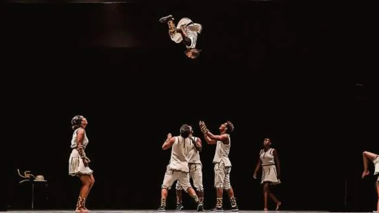 A innovadora compa&ntilde;&iacute;a Kine Circus, de Etiop&iacute;a, traer&aacute; o seu espect&aacute;culo 'Greed' a Vilagarc&iacute;a.