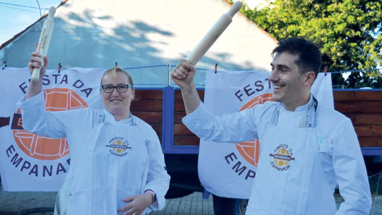 Espect&aacute;culo culinario de Alberto Lareo e Loredana na festa de 2022. (Foto: Asociaci&oacute;n Cultural Amigos da Empanada)