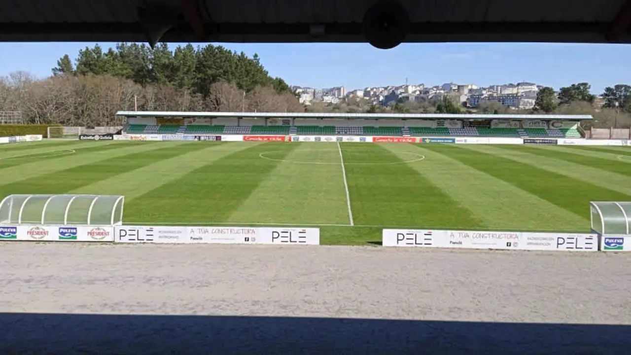 Estadio municipal da Magdalena, lugar en que xoga o R&aacute;cing Vilalb&eacute;s (Foto: R&aacute;cing Vilalb&eacute;s).