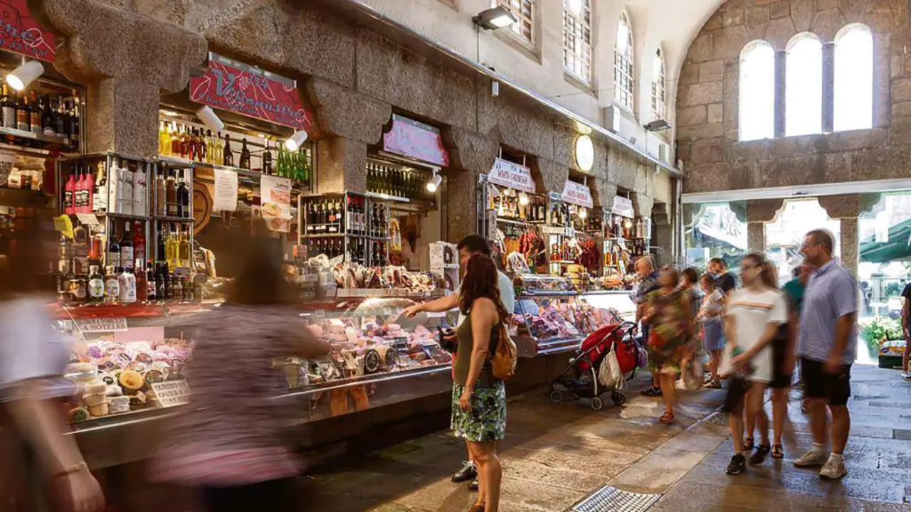 O aumento dos produtos b&aacute;sicos e do cesto da compra obriga os fogares a reaxustar a econom&iacute;a familiar.