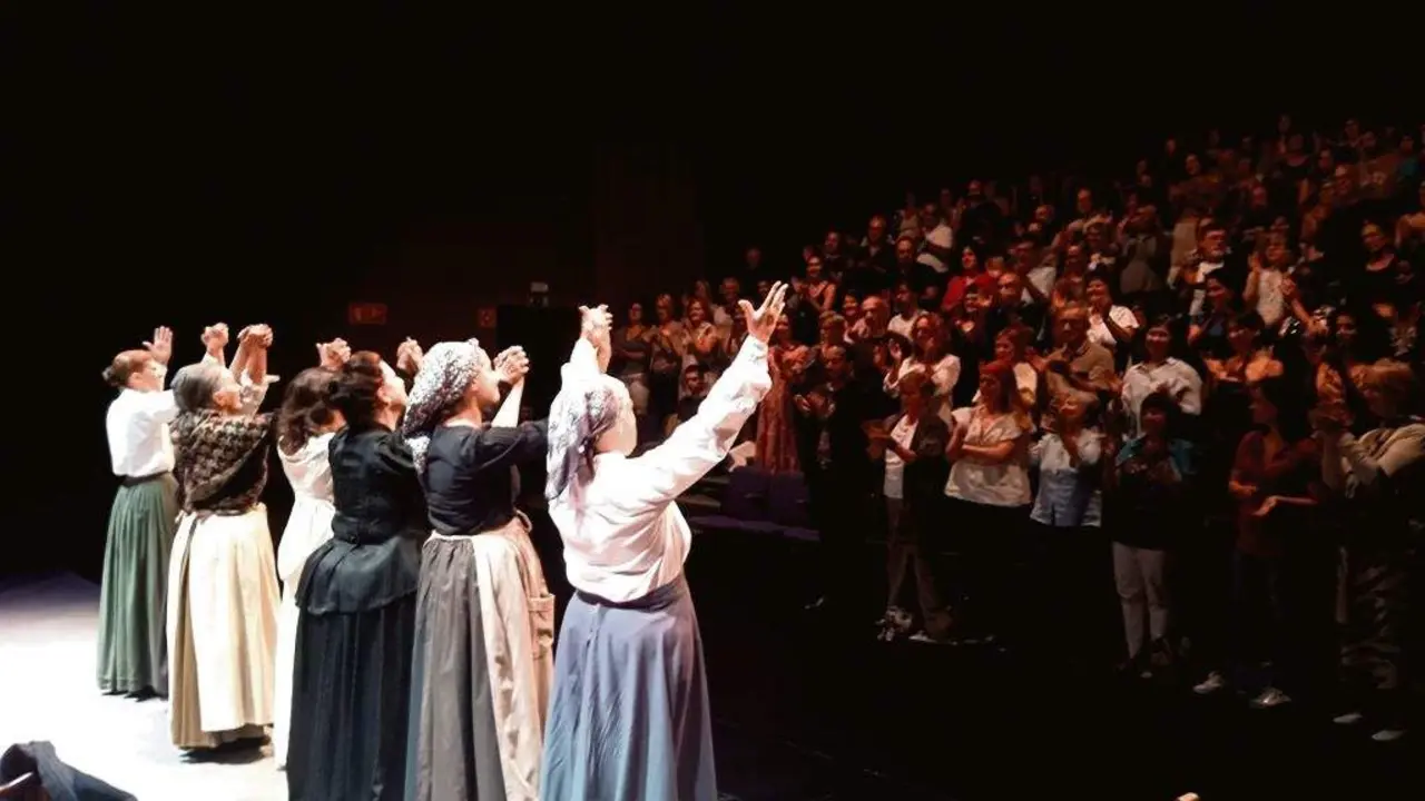 As cigarreiras, de C&aacute;ndido Paz&oacute;, exhibiuse no Teatro da Cerca de S&atilde;o Bernardo, Coimbra, no marco da Feira do Livro Teatral Galego. (Foto: Teatro da Cerca de S&atilde;o Bernardo)
