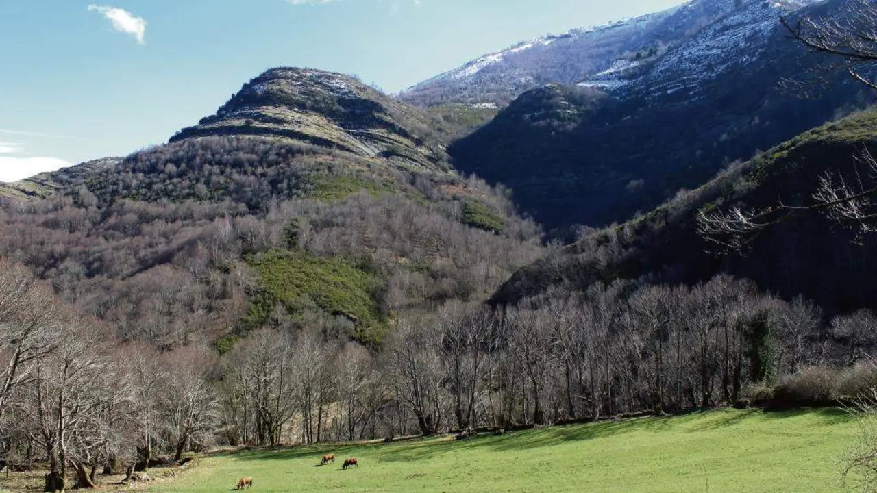 O monte Cido desde Parada, no Courel. (Foto: Susana Trigo)