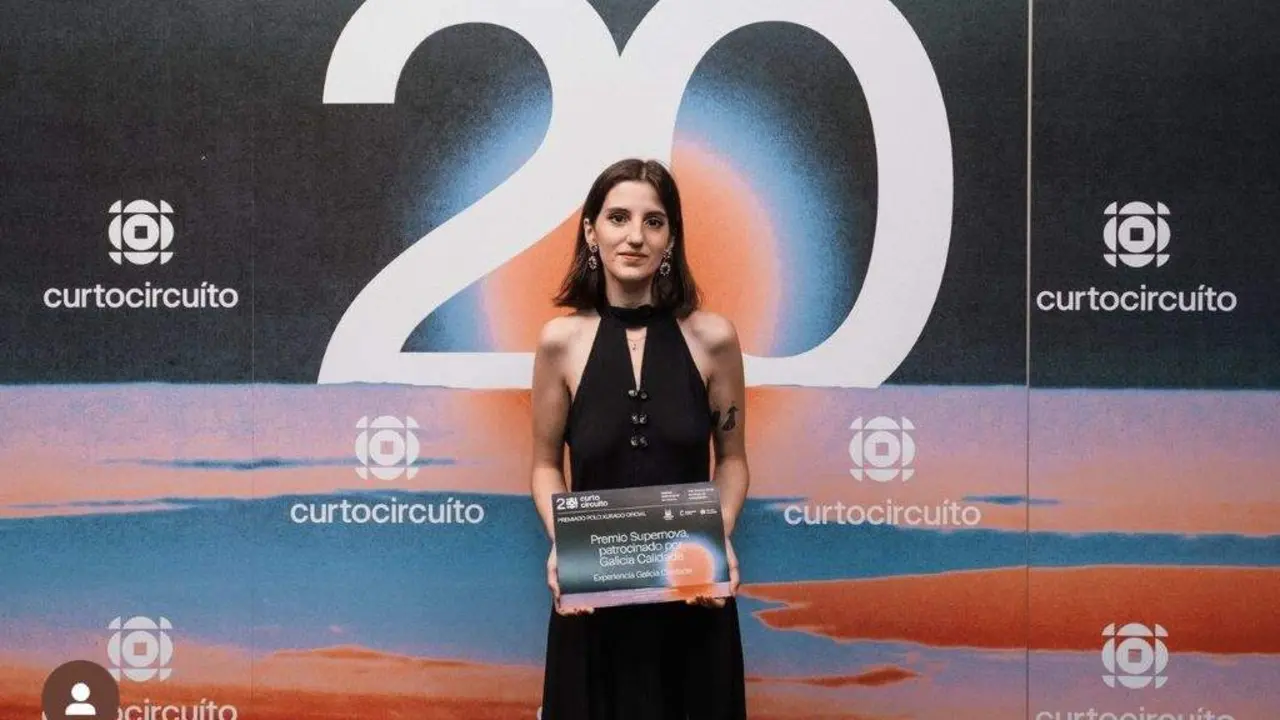A cineasta Ux&iacute;a Gayoso foi galardoada pola curtametraxe 'Noitevella 1999'. (Foto: N&oacute;s Diario)